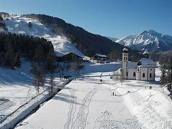 泽费尔德维特斯坦酒店 4* 蒂罗尔-泽费尔德